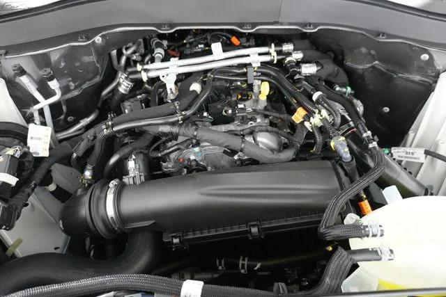 New 2026 Star White Metallic Tri-Coat Ford Active image 29