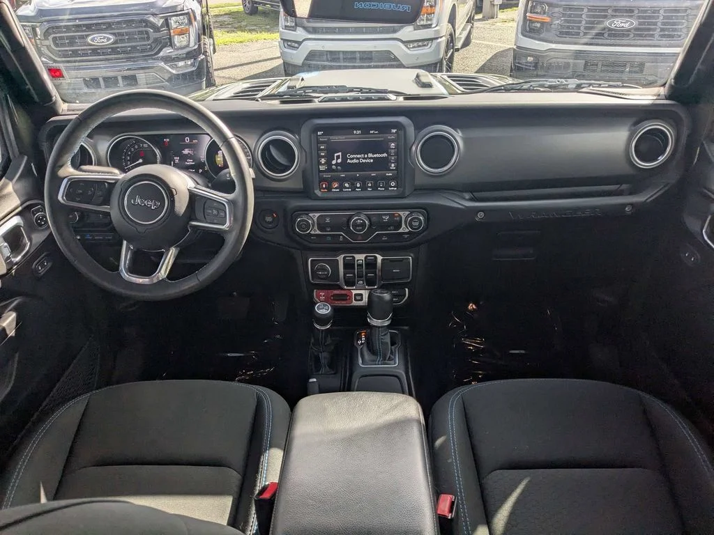 Used 2023 Green Jeep Rubicon 4xe image 11