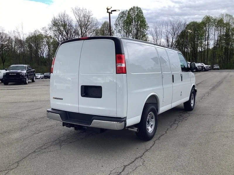2026 Chevrolet Express Cargo Work Van - Photo 7