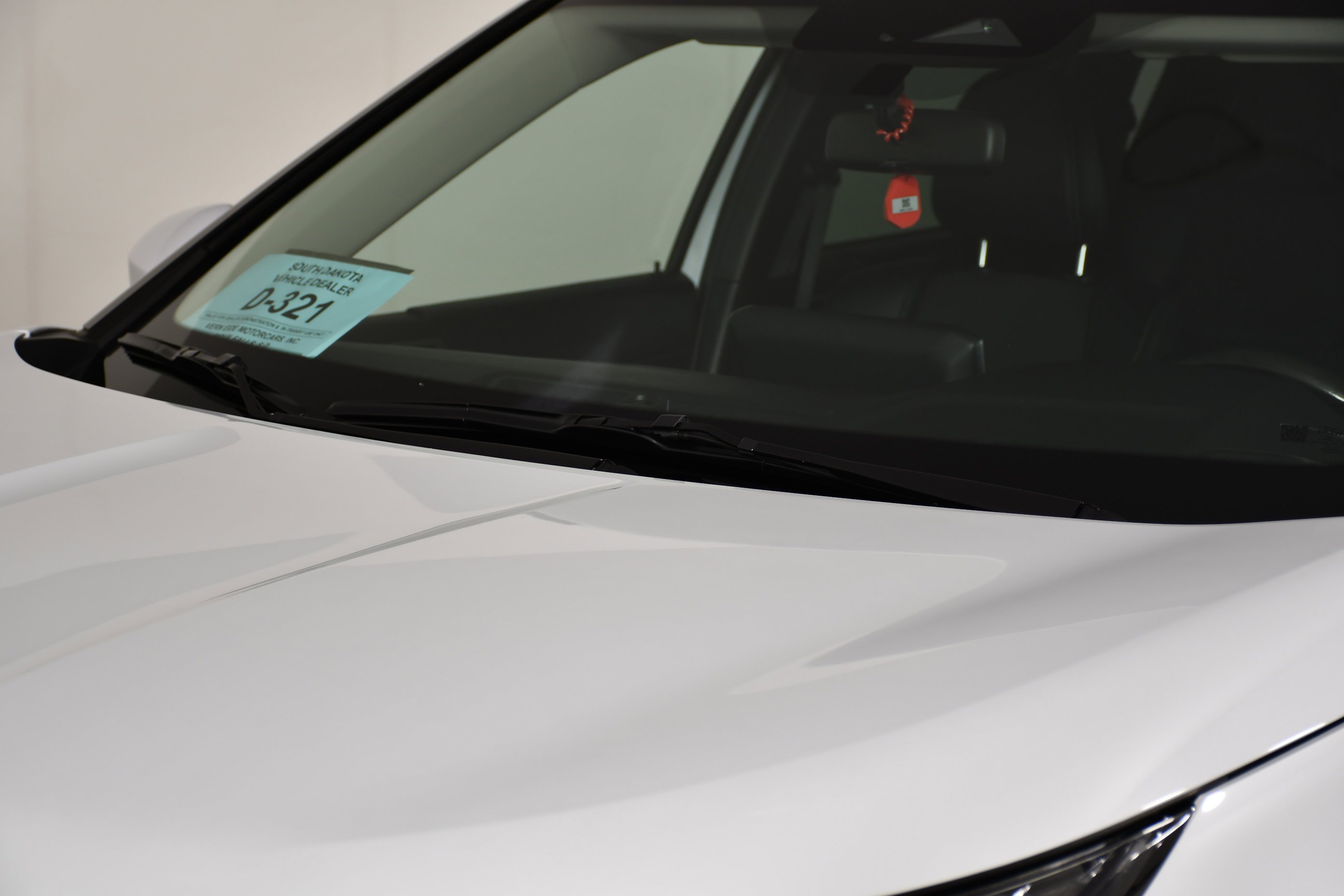Certified Used 2022 White Diamond Mitsubishi SE image 12