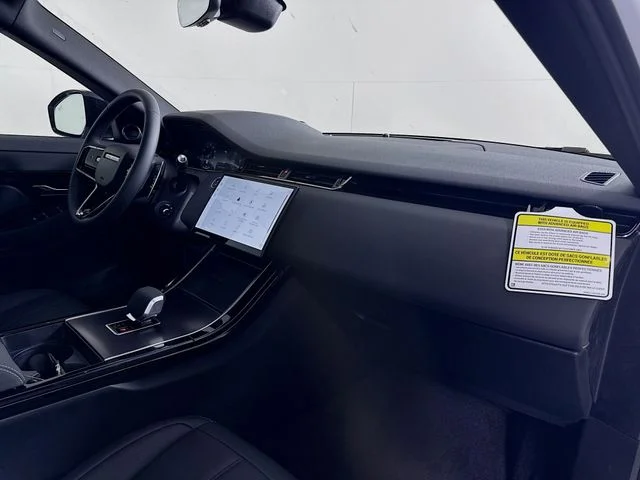 New 2026 Fuji White Land Rover  image 31