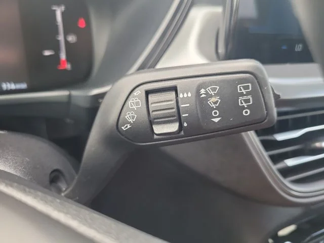 Used 2025 Red Ford Active image 30
