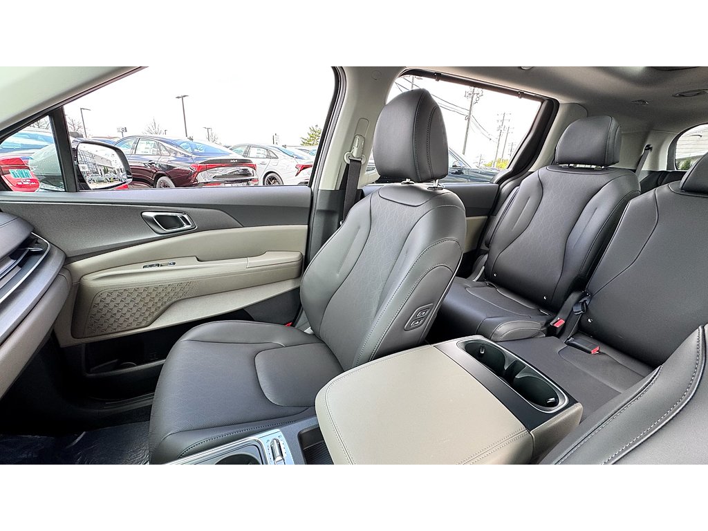 New 2026 Ceramic Silver Kia SX image 9