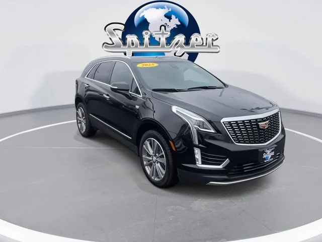 2025 Cadillac XT5 Premium Luxury - Photo 2