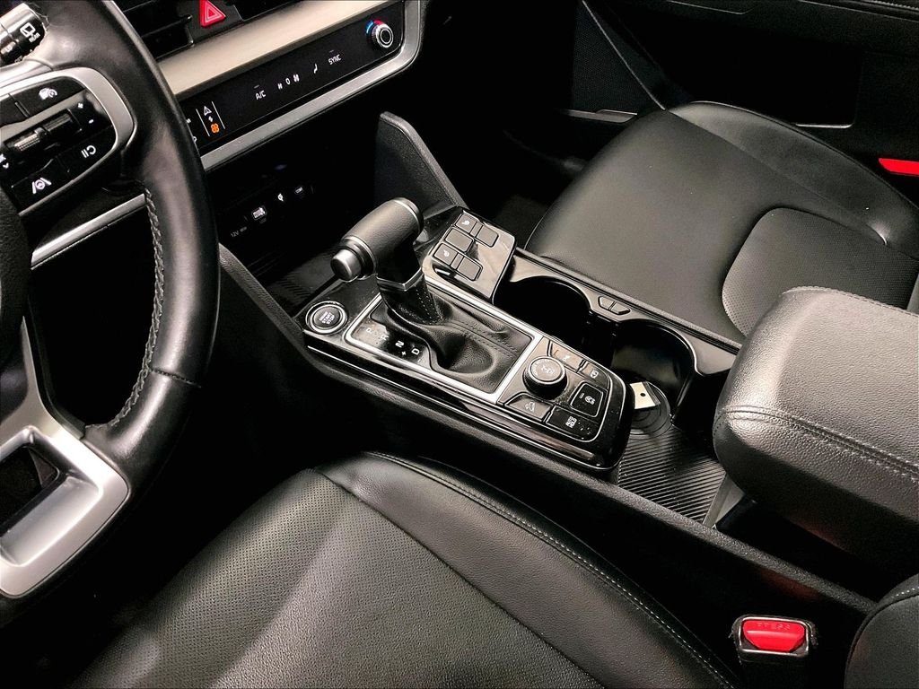 Used 2024 Ebony Black Kia EX image 20