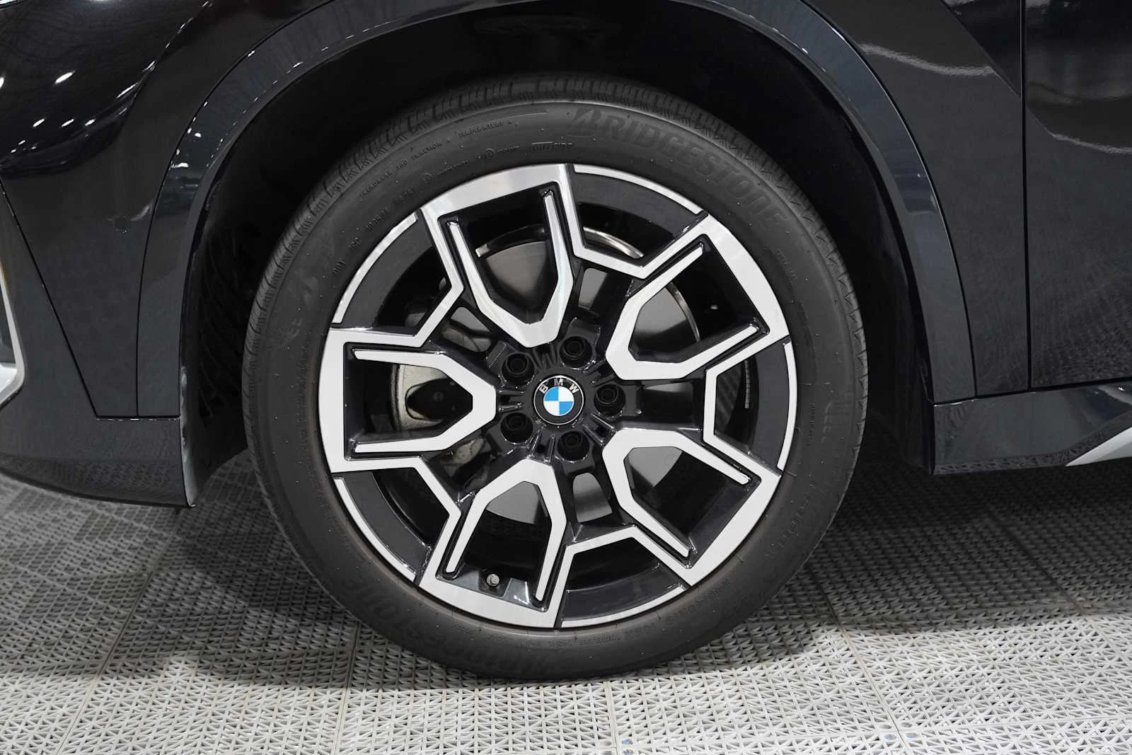 Certified Used 2026 Black Sapphire Metallic BMW xDrive28i image 8