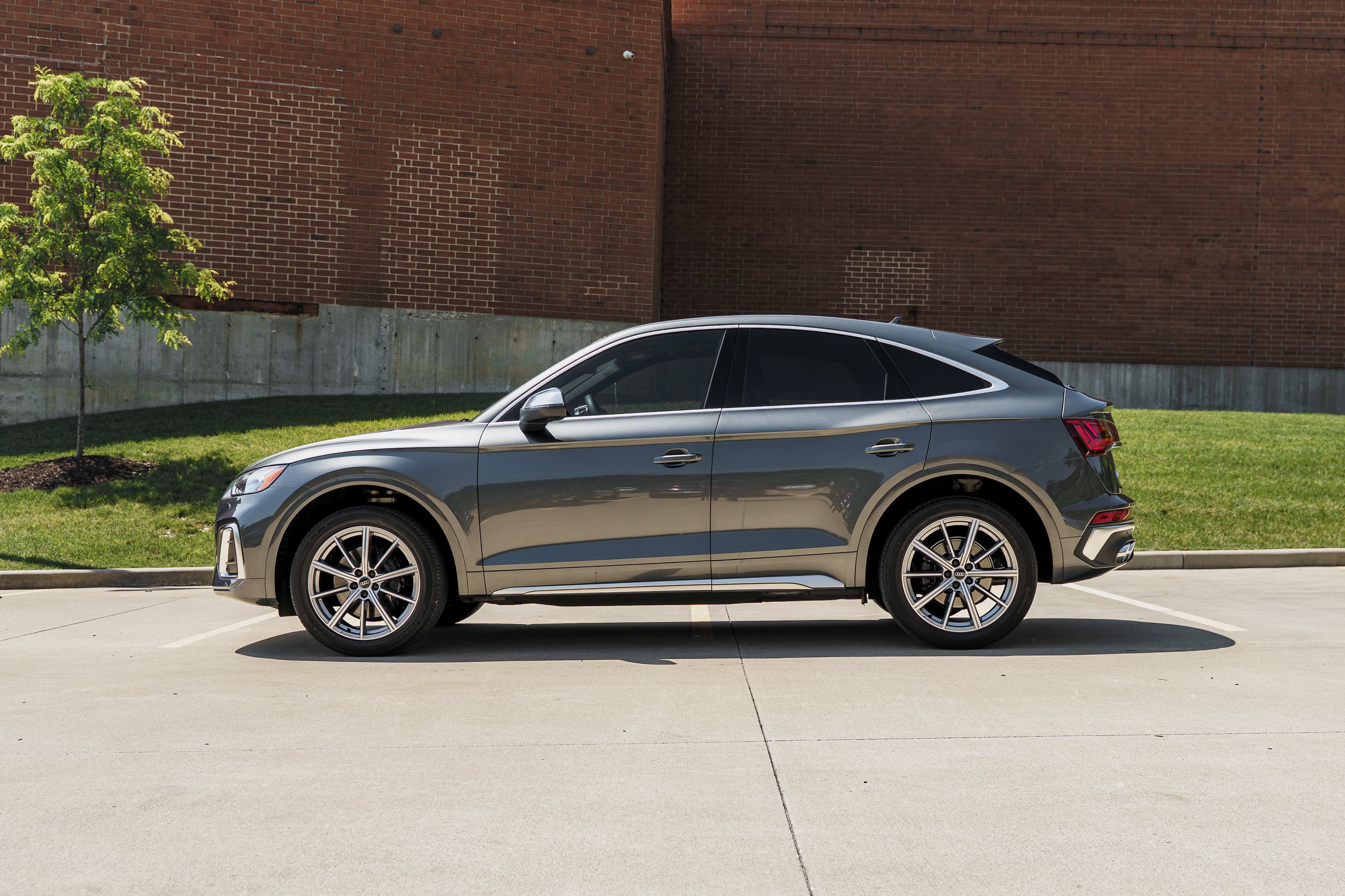 Used 2023 Daytona Gray Pearl Effect Audi Premium Plus image 6