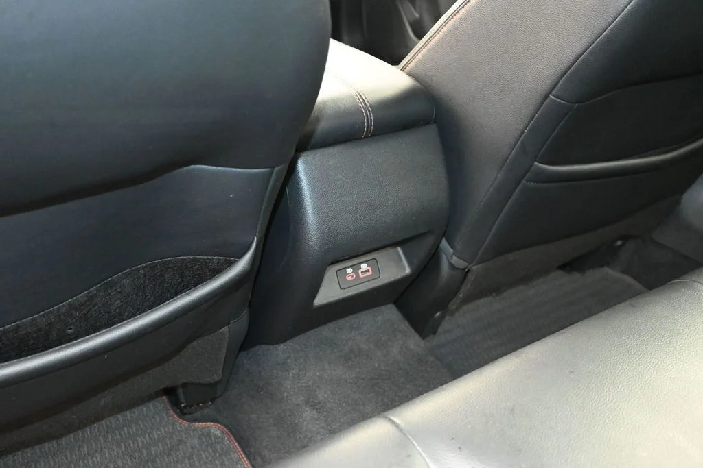 Used 2021 Black Nissan 2.5 SR image 17