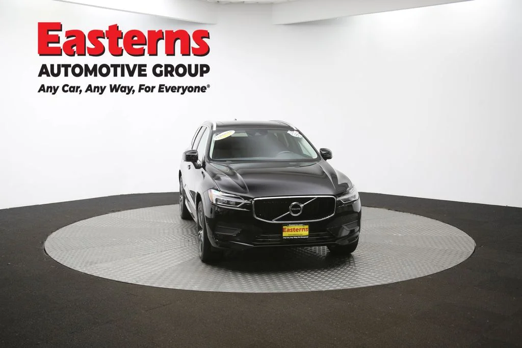 Used 2019 Black Volvo T5 Momentum image 53
