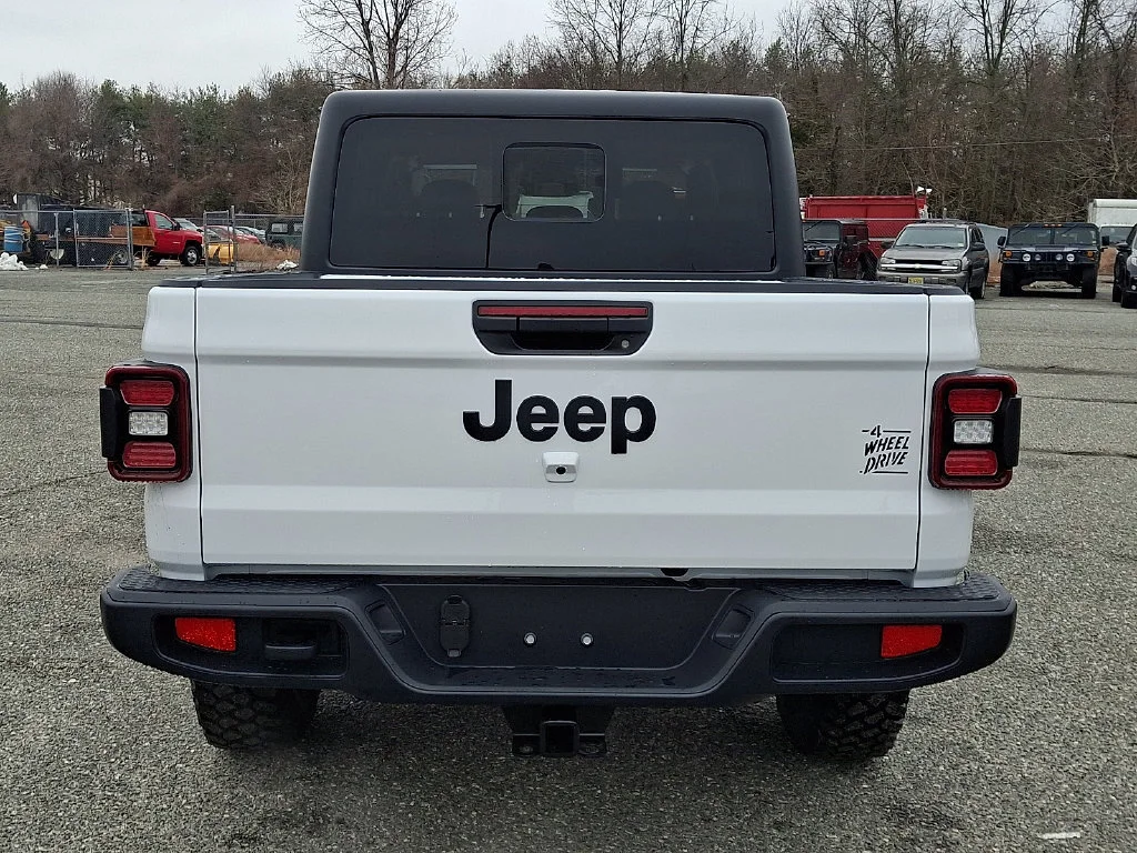 New 2026 Bright White Clear-Coat Exterior Paint Jeep Willys image 7