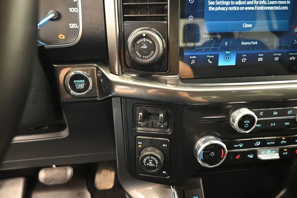 Used 2023 Gray Ford XLT image 18