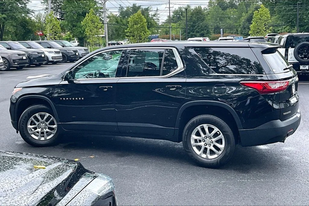 Used 2020 Black Chevrolet LS image 4