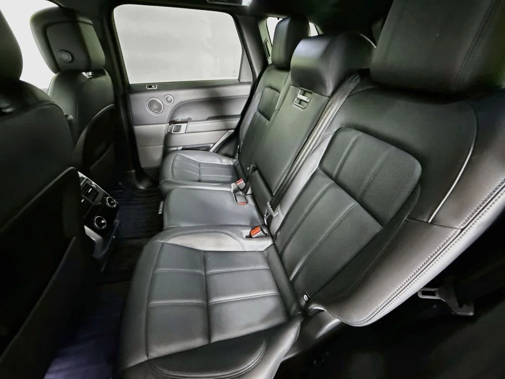 Used 2020  Land Rover HSE Dynamic image 25
