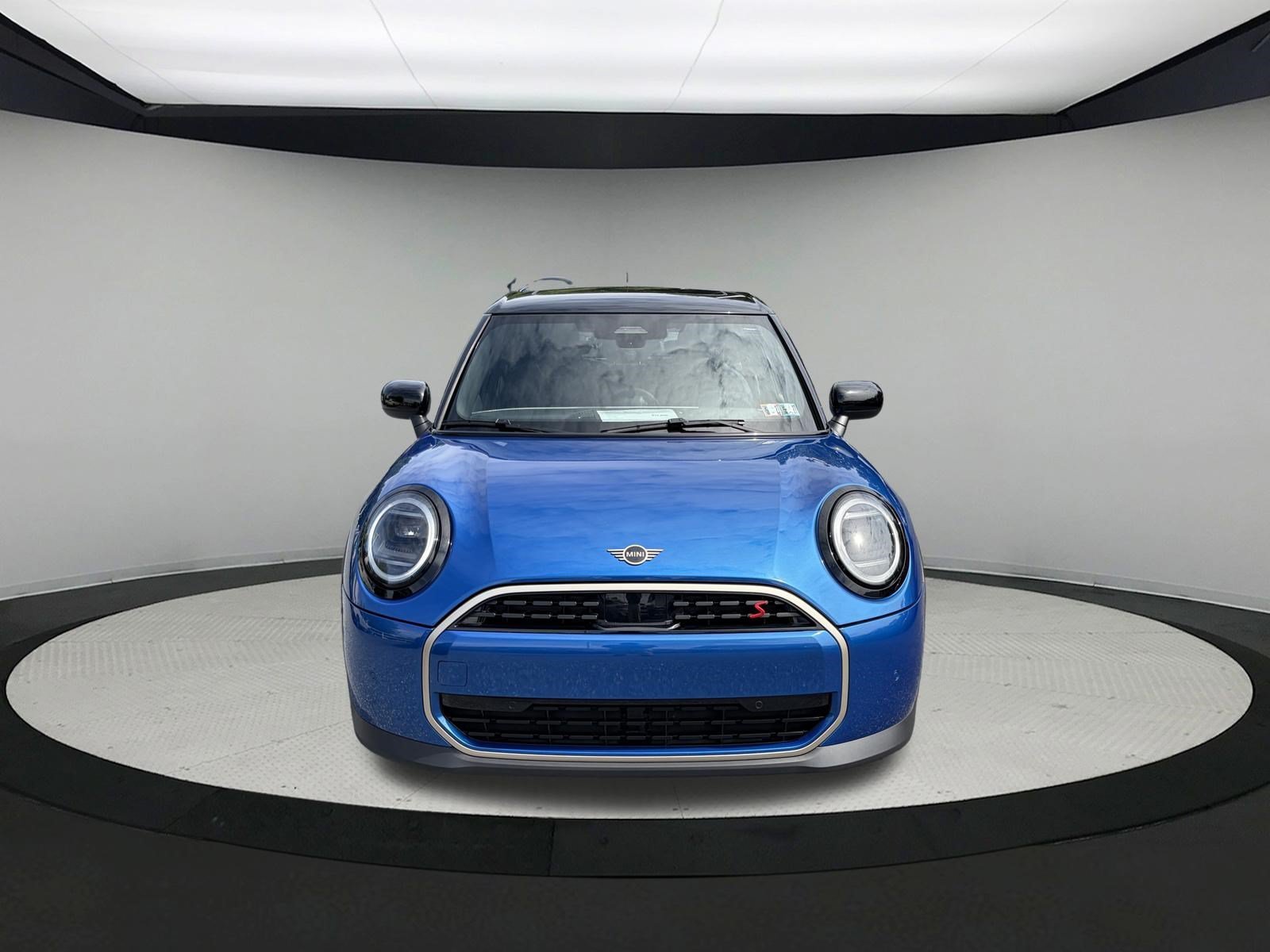2025 MINI Hardtop 4 Door S - Photo 2