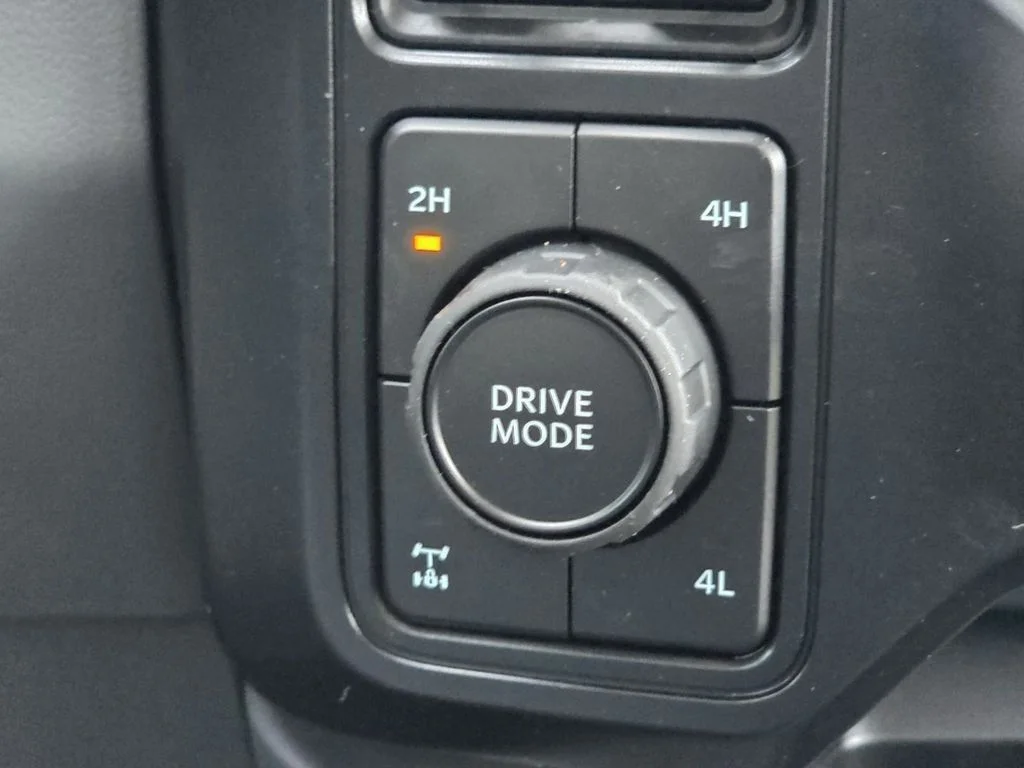 New 2026 Carbonized Gray Metallic Ford F-250® XLT image 15