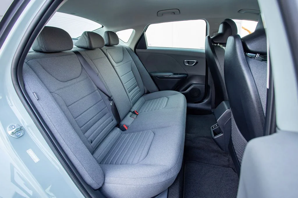 Used 2025 Morning Haze Kia EX image 15