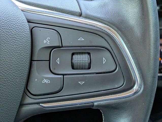 Used 2023  Buick Essence image 27