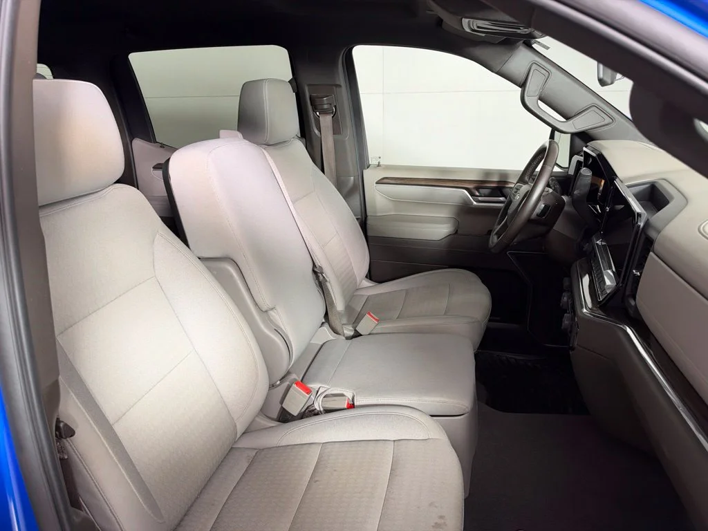 Used 2025 Blue Chevrolet LT image 19