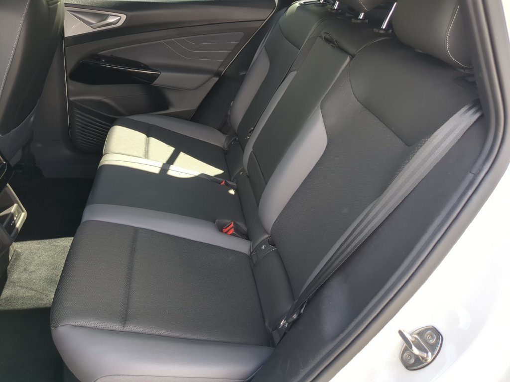 Certified Used 2023 White Volkswagen Pro S image 17