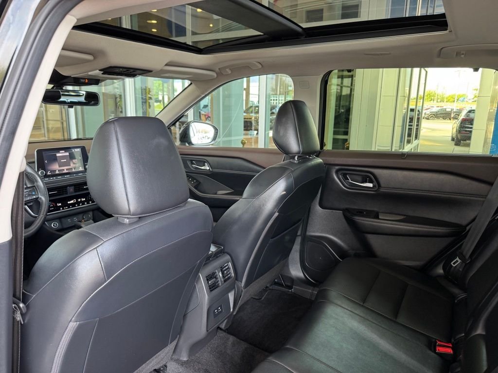 Used 2023 Black Nissan SV image 24