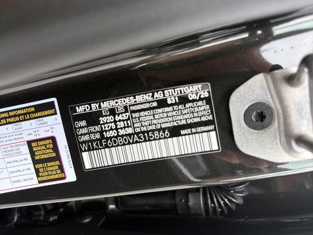 New 2027 Graphite Grey Metallic Mercedes-Benz AMG® E 53 E image 74