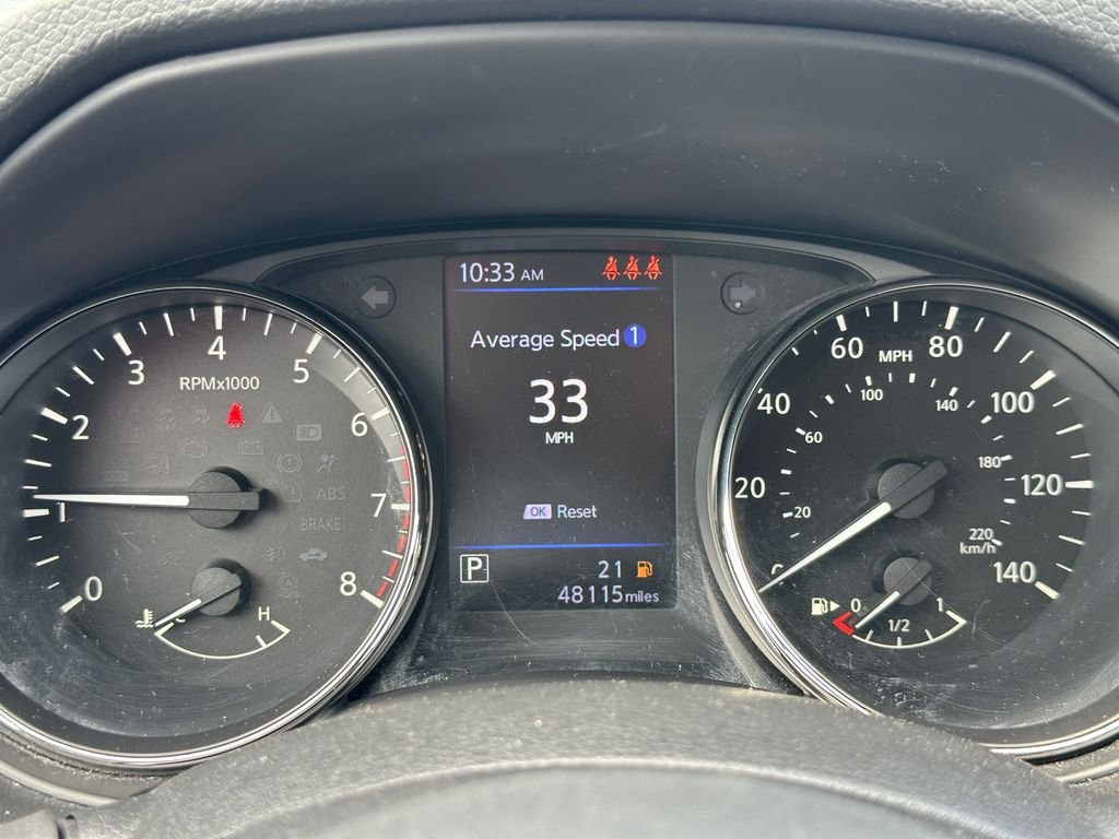 Used 2020 Red Nissan S image 15