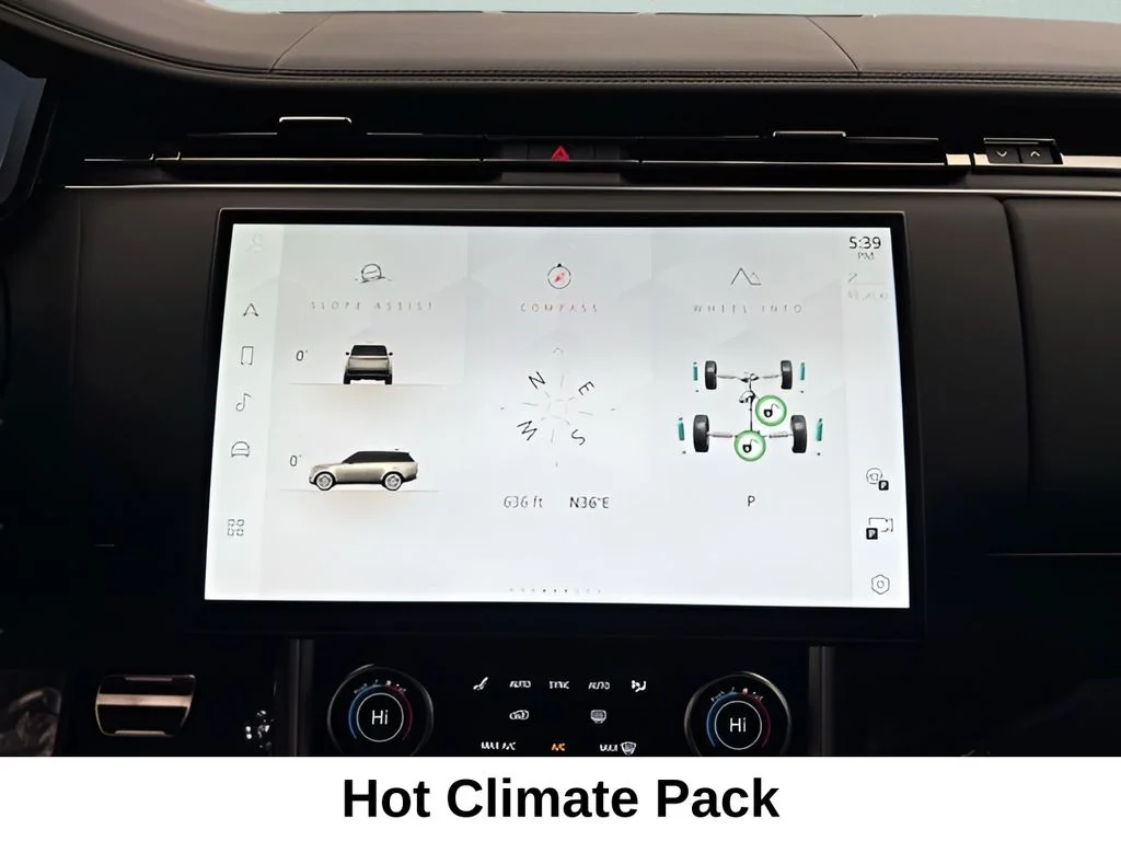 Used 2023 Fuji White Land Rover SE image 31