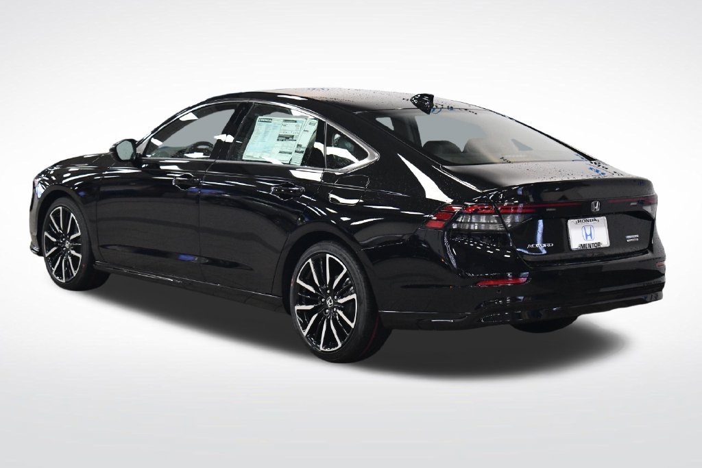 New 2026 Crystal Black Pearl Honda Touring image 5