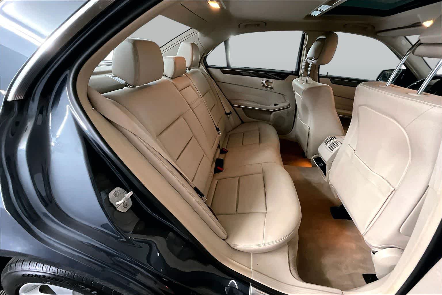 Used 2016 Steel Grey Metallic Mercedes-Benz E 350 Luxury image 20