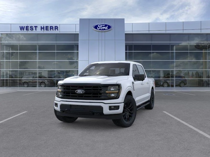 New 2026 Oxford White Ford XLT image 3