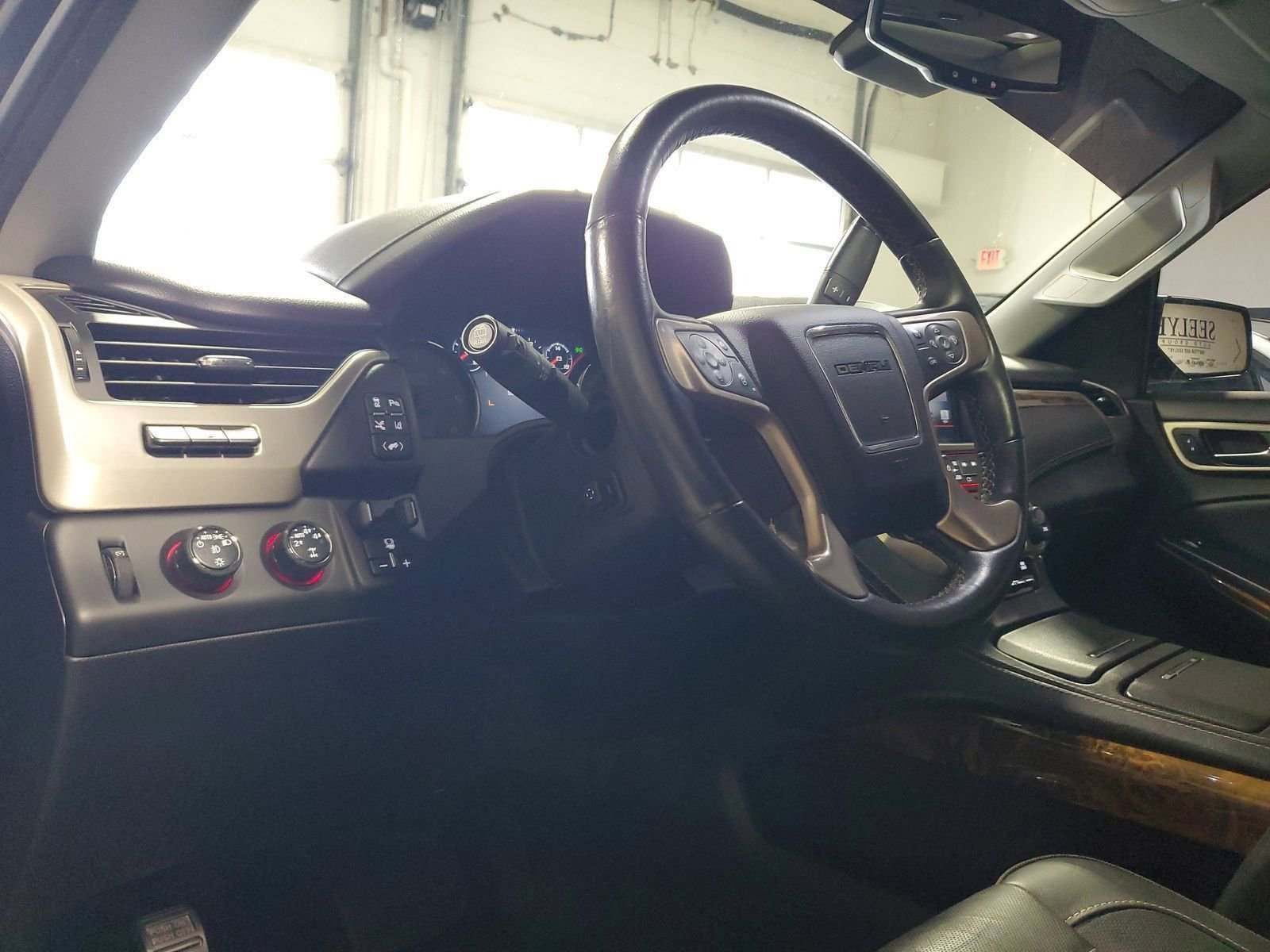 Used 2015 Black GMC Denali image 19