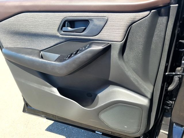Used 2023 Black Nissan S image 13