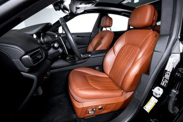 Used 2021 Nero Maserati  image 16