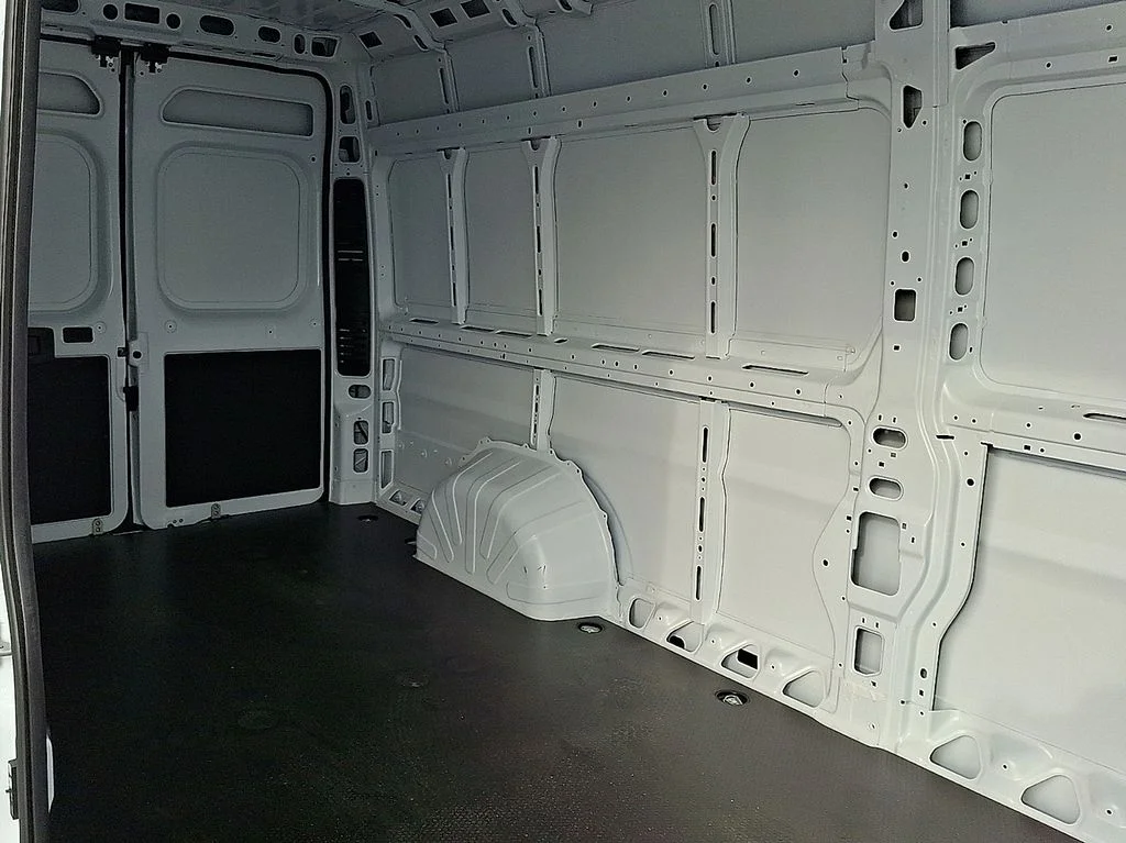 New 2026 Bright White Clear-Coat Exterior Paint RAM High Roof image 6
