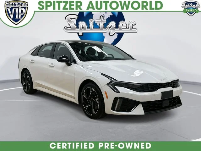 2025 Kia Optima GT-Line AWD's photo