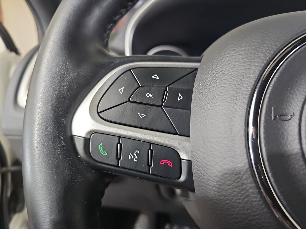 Used 2020 White Jeep High Altitude image 19