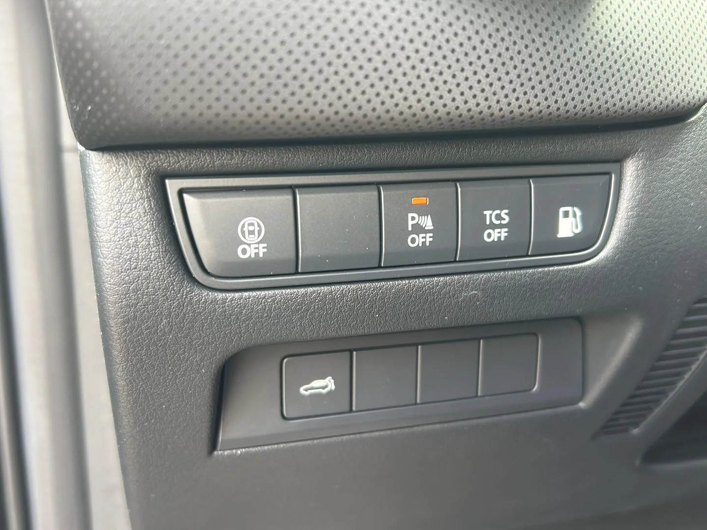 New 2026 Jet Black Mica Mazda Preferred AWD image 17