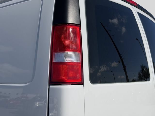 2025 Chevrolet Express Cargo Work Van - Photo 11