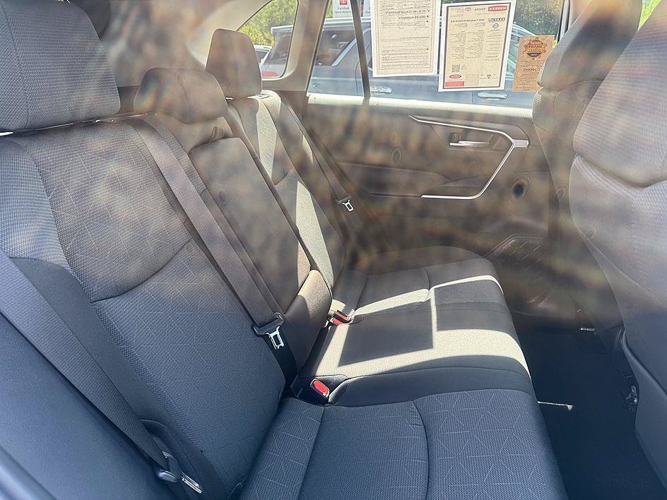 Certified Used 2025 Ice Toyota Hybrid XLE image 19