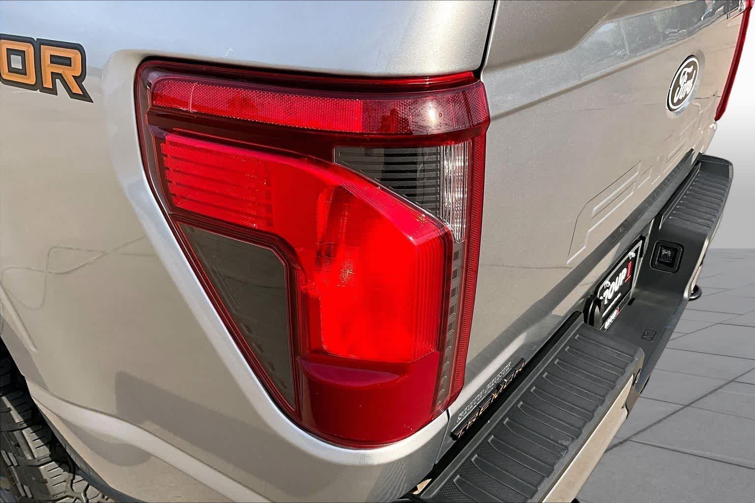 Used 2025 Iconic Silver Metallic Ford Tremor image 53