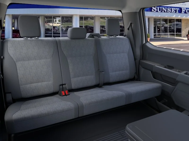 New 2026 Oxford White Ford XL image 11