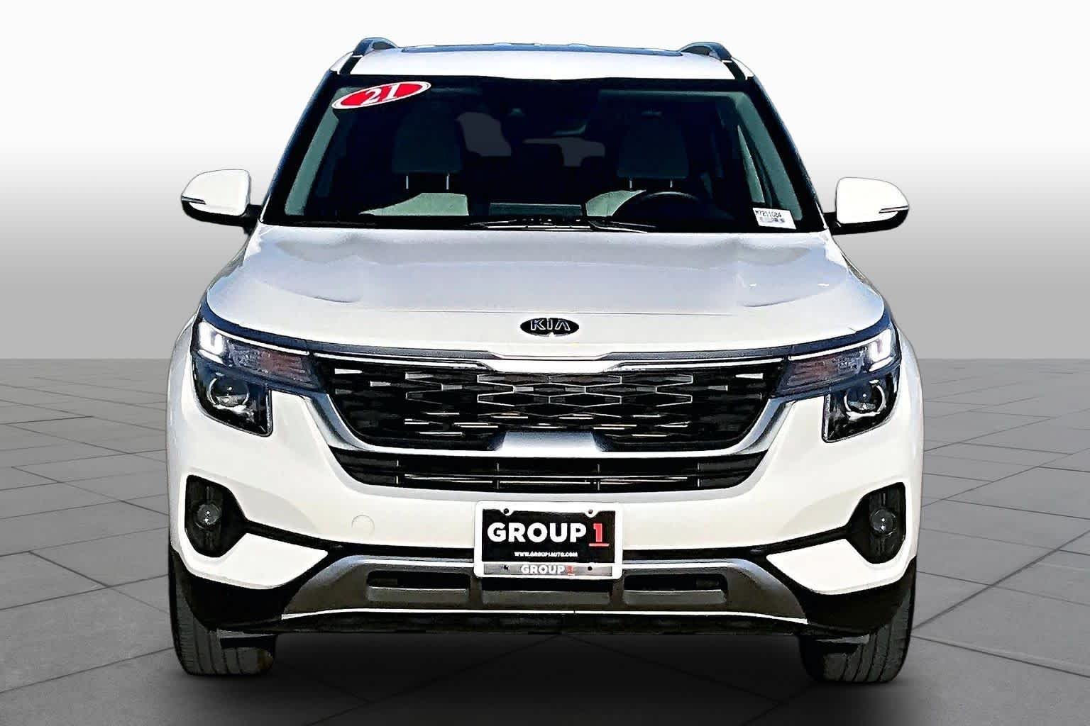 Used 2021 Snow White Pearl Kia EX image 3