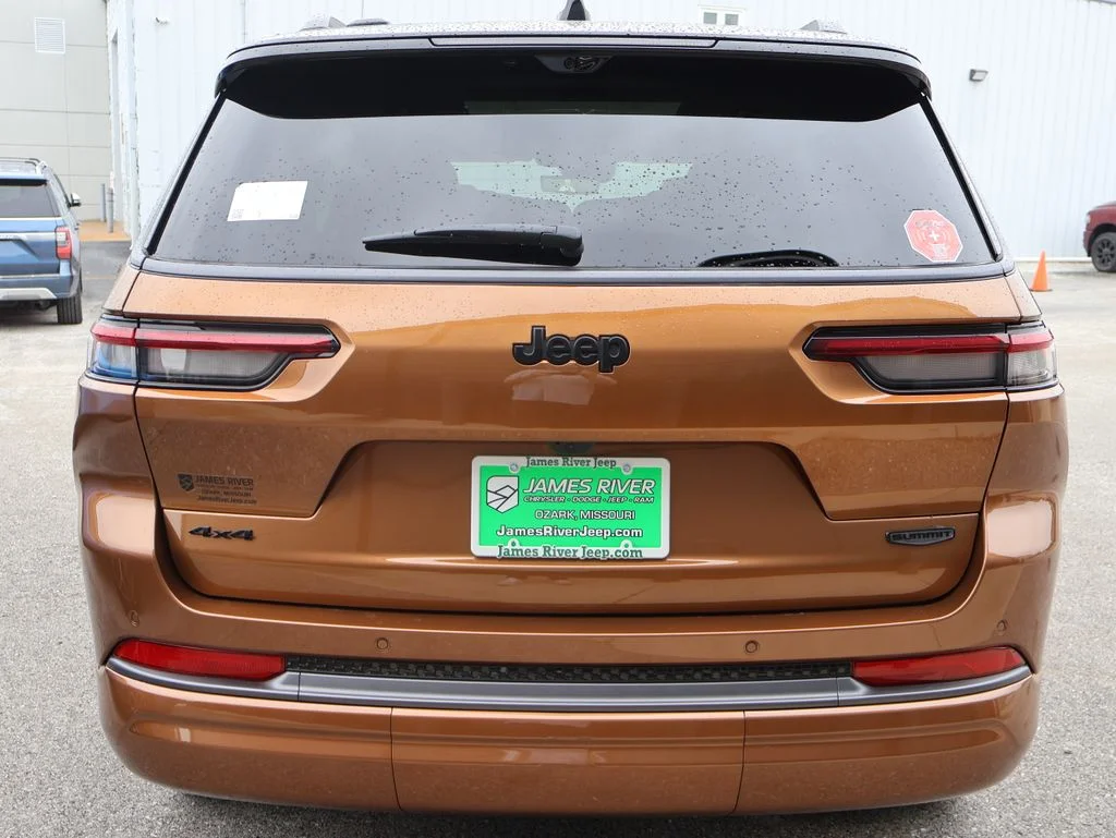 New 2026 Copper Shino Metallic Clear-Coat Exterior Paint Jeep Summit image 4