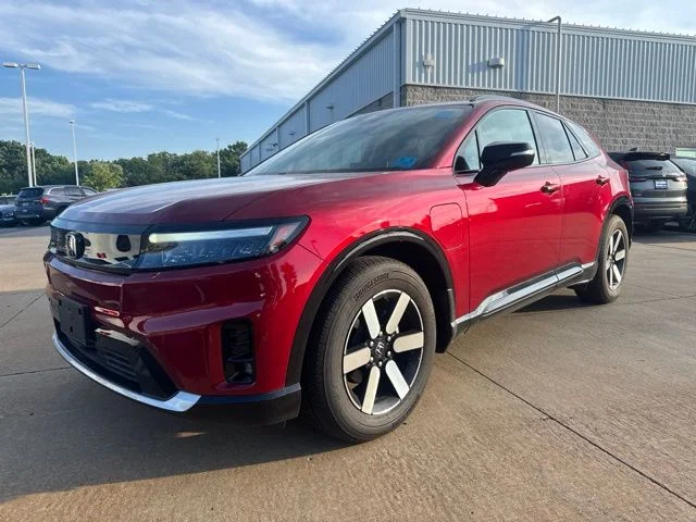 Used 2025 Red Honda Touring image 2