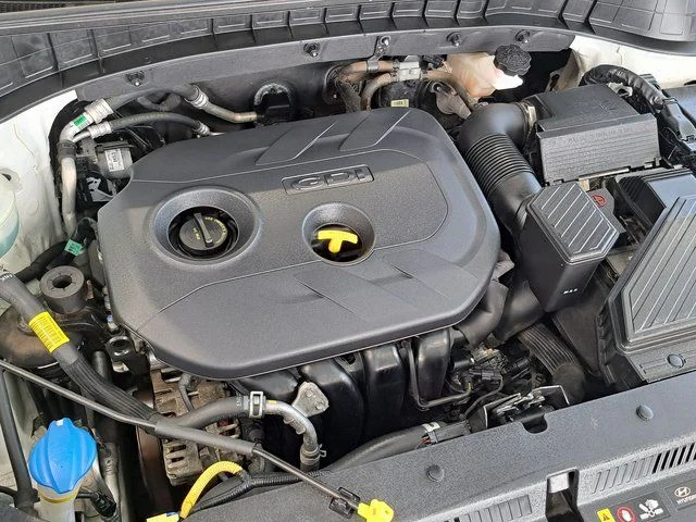 Used 2019 White Hyundai Value image 31