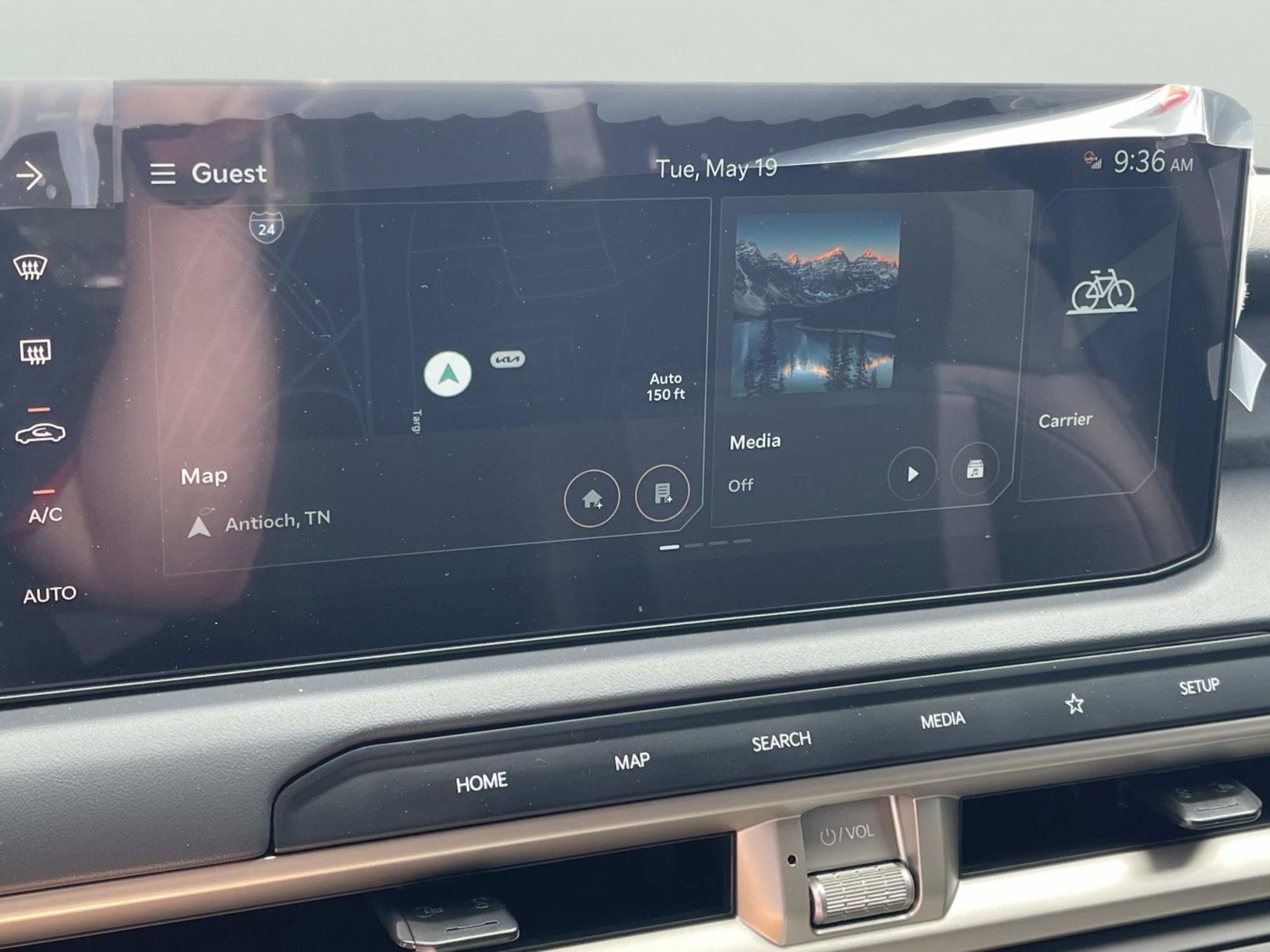 New 2027 Glacial White Pearl Kia S image 24