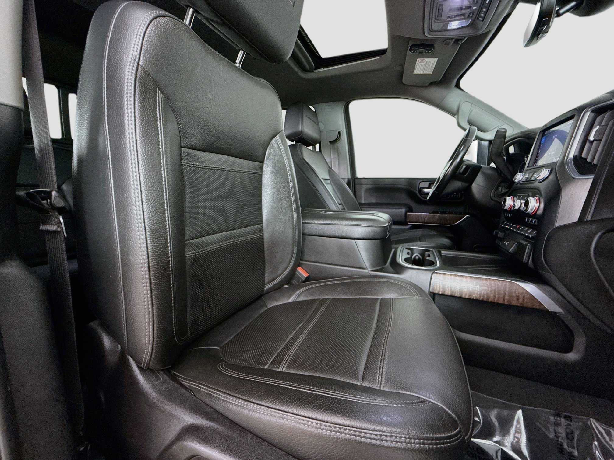 Used 2022 Ebony Twilight Metallic GMC Denali image 31