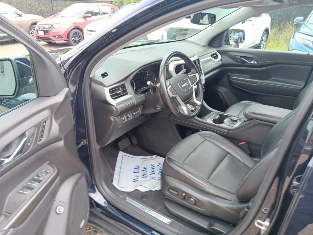 Used 2021 Midnight Blue Metallic GMC SLT image 12