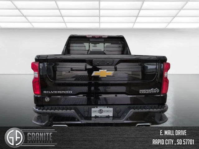 Used 2021 Black Chevrolet High Country image 5
