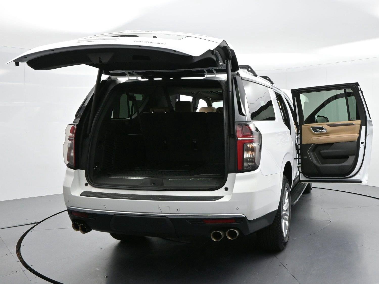 Used 2024 Summit White Chevrolet Premier image 49